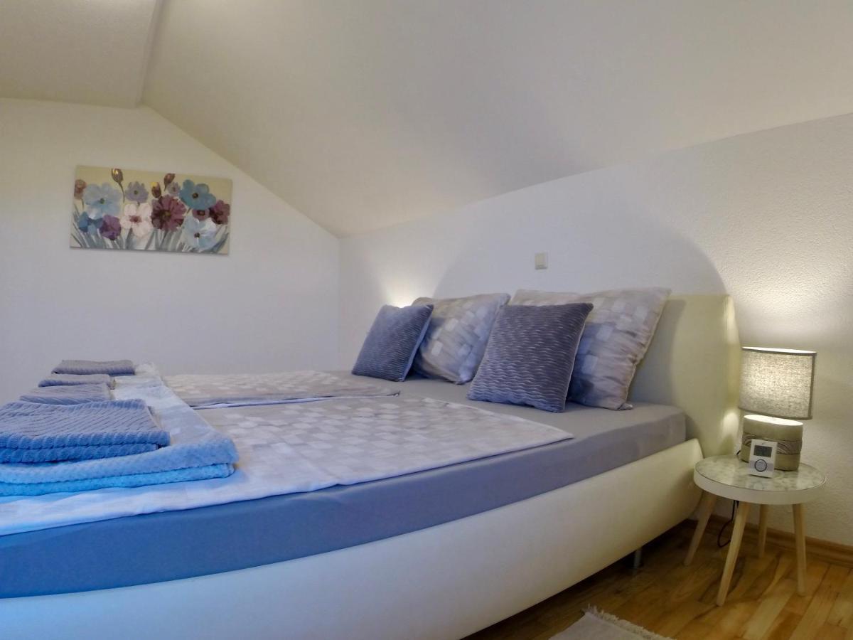 Holiday Apartment Lavanda Sumpetar Jesenice (Split-Dalmatia) Exterior foto