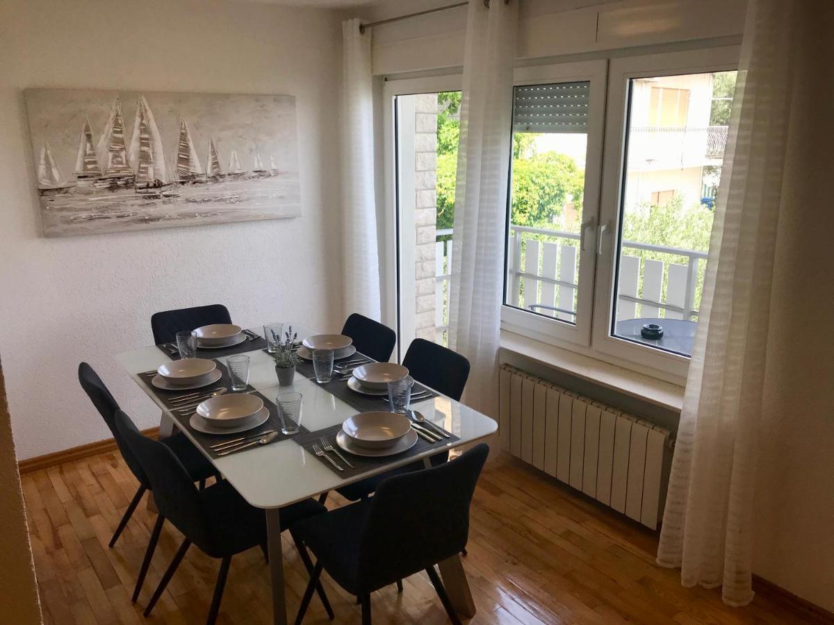 Holiday Apartment Lavanda Sumpetar Jesenice (Split-Dalmatia) Exterior foto